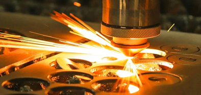 “缺芯荒”升級(jí)？芯片廠拼命加價(jià)，車企拼命搶芯